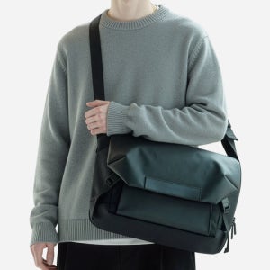 마테마틱 호크 C30 크로스백 남자 직장인 대학생 메신저백 해외여행 RFID차단