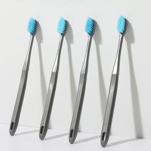 플랜티원 치약코팅 고급 미세모 일회용칫솔 100개