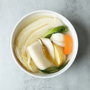 맑은물 맛있는 동치미김치 10kg 나박 무동치미 물김치 업소용