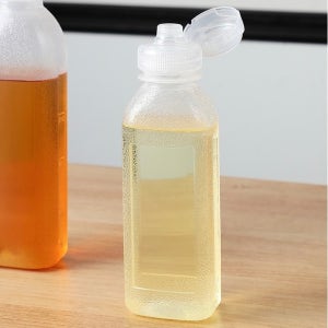 흐르지않는 다용도 소스통 500ml 시럽소스소분용기 편리한 원터치마개 앙념식용유 카페식당