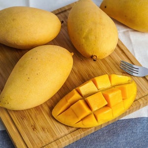 태국 항공직송 수입 생 골드 망고 남독마이 4kg, 1개