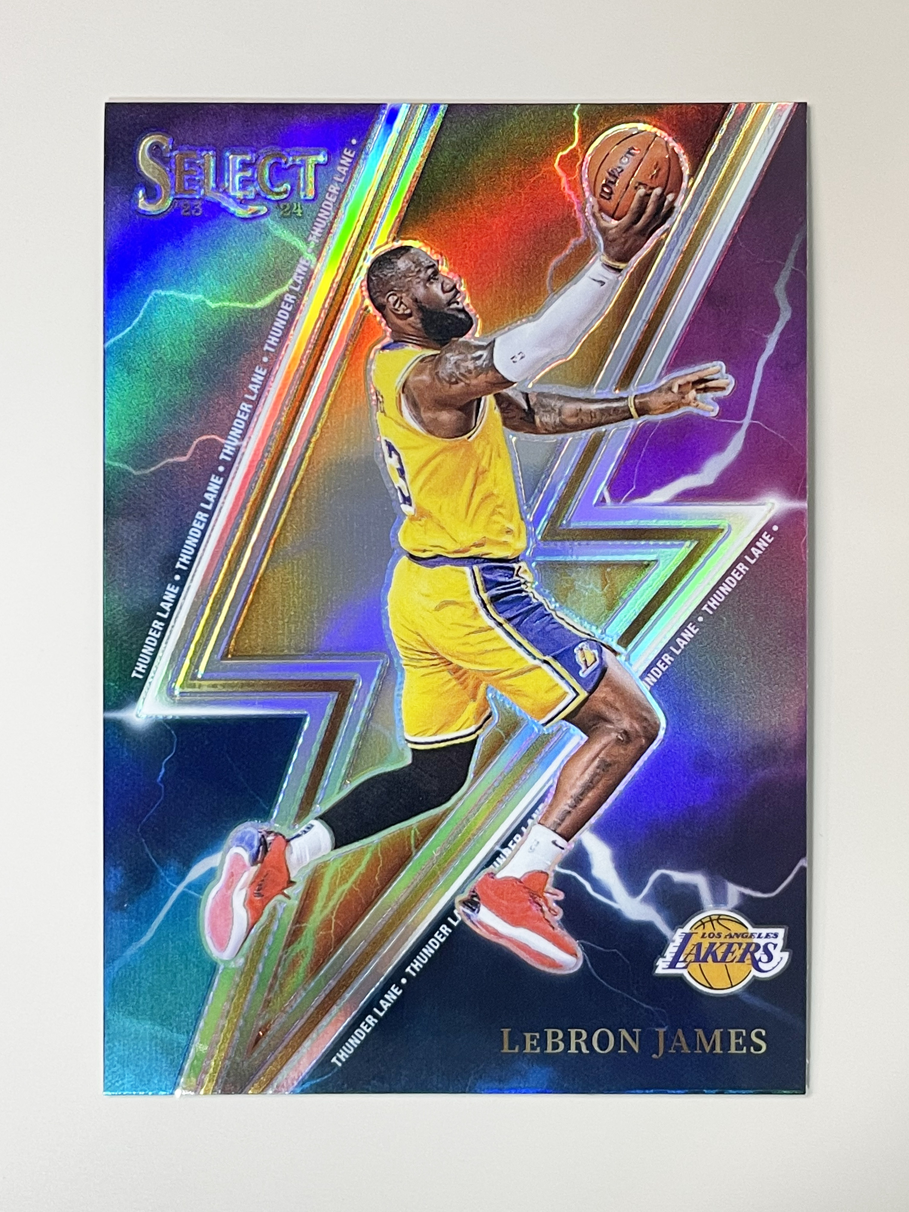 23-24 Select Thunder Lane #8 Silver Prizm 르브론 제임스