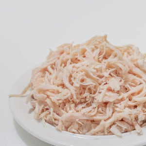 해브투잇 국내산 찢은 닭가슴살채 1kg 슈레드 닭고명 샐러드 닭무침용