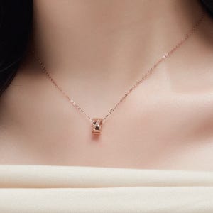 [티르리르] 14K 핑크골드 미드나잇 글로우 에버 펜던트 TPTK4P00938M