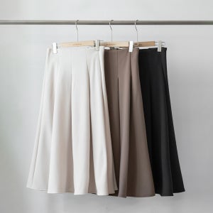 소피안 도톰한 기모 맞주름 플레어 뒷밴딩 롱 스커트