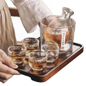 사케 도쿠리 쿠보타 세트 만쥬 사케잔 새로잔 다기세트 투명버전 병1개 실린더1개 마개가 달린 잔4개