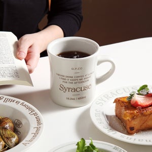 시라쿠스 레터링 오목 머그 450ml 플레이팅 커피잔 선물 답례품 빈티지 앤틱