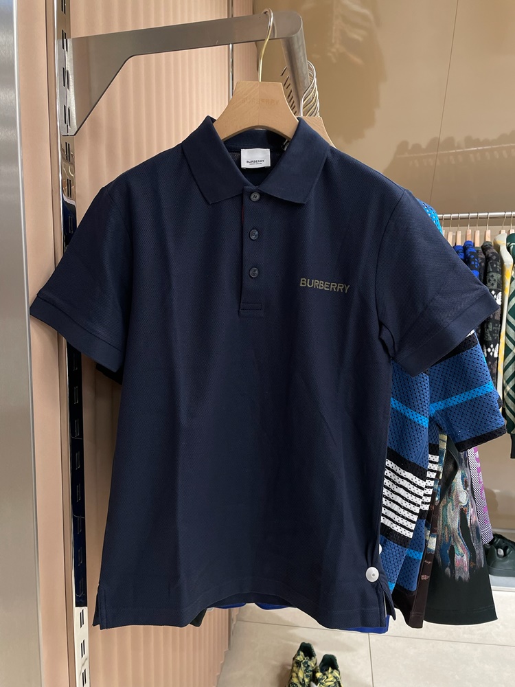 버버리 HARTFORD 로고 남성 폴로 반팔 티셔츠 NAVY BLACK 80844371