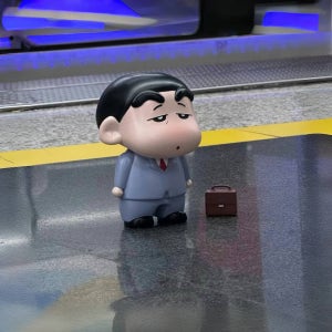 직장인 짱구 지친샐러리맨 피규어 3cm PTSD 늦게퇴근 일찍출근