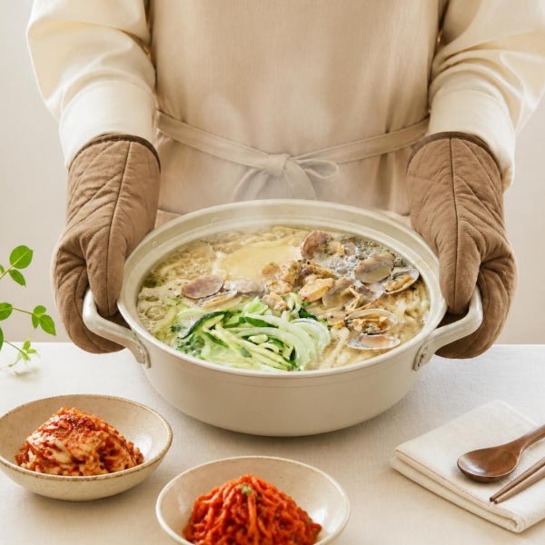 밀밭명가(밀밭칼국수) 바지락칼국수 캠핑음식 밀키트 1인분 무채 + 배추김치 포함