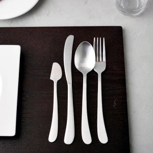 웨이브 샤틴 디너 커트러리 스텐 양식기 레스토랑 브런치 스푼 포크 나이프 버터나이프 세트