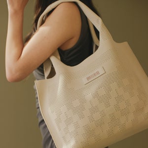 다이아 니트 쇼퍼백