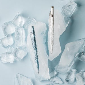 까렌다쉬 849 볼펜 한정판 알파인 프로스트 블루 화이트 크리스마스 에디션 각인 선물포장