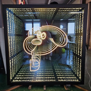 벽면형 인피니티미러 면발광 네온 포토존 인테리어 간판