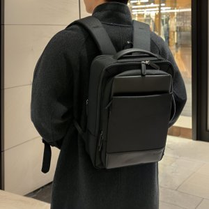 대용량수납 깔끔한가방 비즈니스 백팩 여행용 백팩 출장 데일리백 메는가방