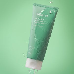 밀바랩 제주 어성초 여드름 완화 클렌징폼 200ml