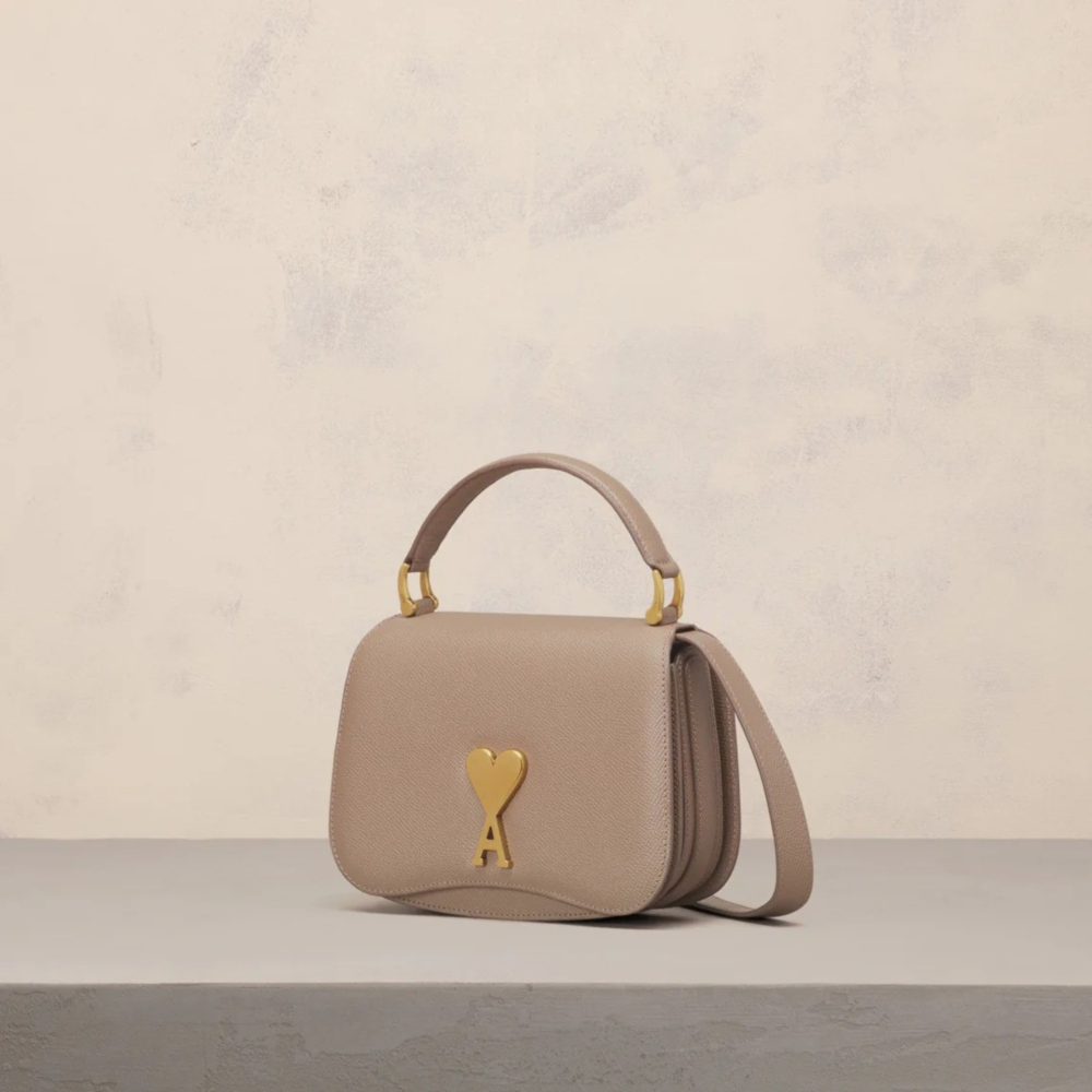 [ami Paris Top Handle Bag] 아미 파리스 탑 핸들 레더 가죽 토트백 숄더백 Taupe