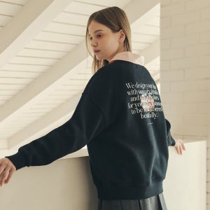 [제로스트릿][2컬러] 백 피치 레터링 맨투맨 BACK PEACH LETTERING MTM