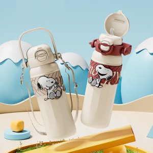 스누피 굿즈 580ml 보온 보냉 텀블러 보온병 빨대 스트랩 손잡이