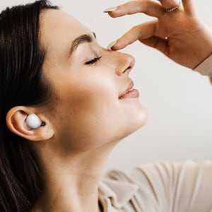 Britz 초경량 노이즈 캔슬링 블루투스 이어폰 BZ-T10ANC