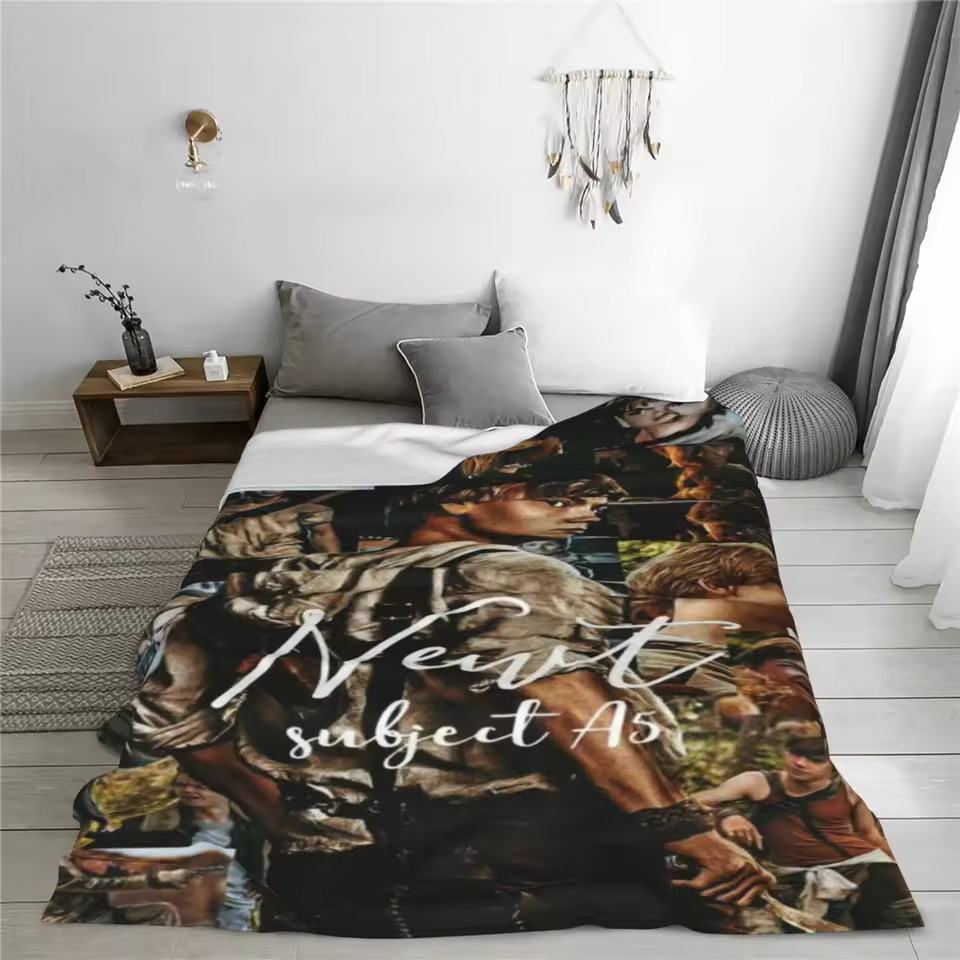 기숙사 <b>수험생</b> 초등 대 학생 캐릭터 담요 이불 베개 커버 세트 메이즈 러너 TV 쇼 산호 양털 봉제 용수철 가을 <b>뉴트</b> X 토마스 소프트 스로우 침대 여행용 침대보