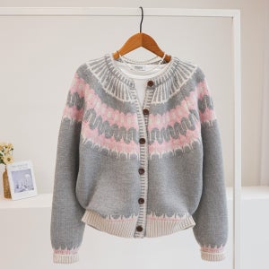 루루나 노르딕 배색 라운드 루즈핏 니트 가디건