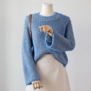 프레든 헤어리 솔잎 그라데이션 뒤트임 여리핏 니트