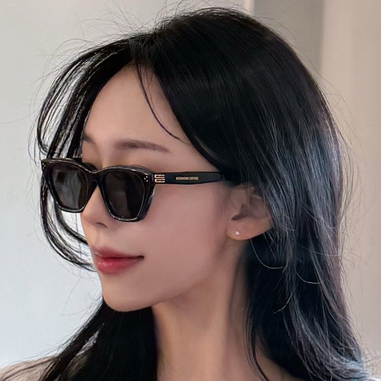 젠틀몬스터 선글라스 지젤 GISELE 01 오벌형 뿔테 여자 사각 긱시크 캣아이선글라스 패션