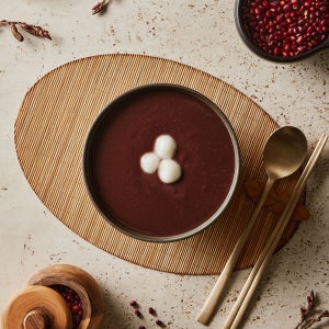 동지 서울 3대 팥죽 맛집 국내산 고운단팥죽 새알 옹심이 식사대용 250g, 8개