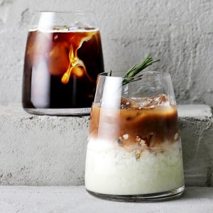 바르델로 모던 글라스 스템리스 삼각 유리컵 커피 위스키 와인 칵테일잔 390/490ml