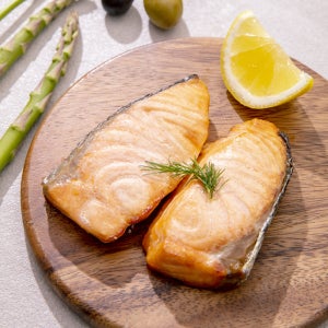 가시없는 순살 연어 400g 1팩 연어 스테이크 구이 소포장 무염 필렛