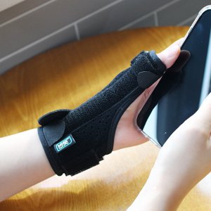반듯 손가락보호대 얇고 편안한 스포츠 스마트폰 아대 헬스 운동 15.5cm