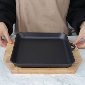 리빙아트 무쇠 주물팬 정사각 불판 고급형 업소용 ZZ 24cm