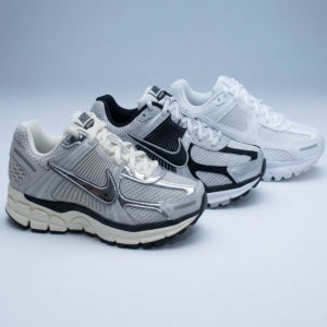 나이키 줌 보메로 5 실버블랙 화이트 플래티넘 틴트 포톤 더스트