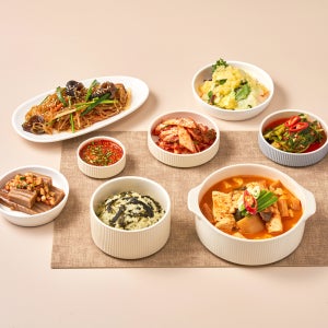 곤드레밥집 한상 차림 세트 전통의 맛 이재하김치 잔치