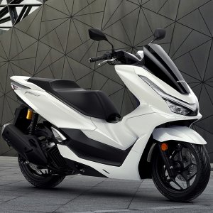 2025 PCX 125 ABS 출퇴근 배달 스쿠터 혼다 오토바이 / 크로스바 장착 / 무 이자 프로모션