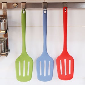 헤스타 100% 국내산 실리콘 뒤집개 레드 고기 계란후라이 요리 주방 식기세척기 가능