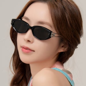 젠틀몬스터 선글라스 쿤스트 01 블랙 캣아이 콤비테 긱시크 남자 여자 데일리 패션
