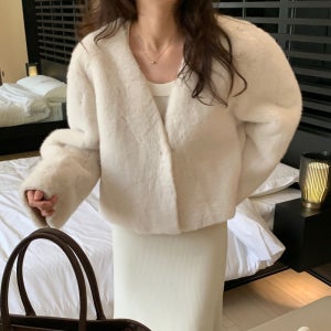 [한정수량 원가세일] 브이넥 루즈핏 모피 퍼자켓 2color 제이플로우