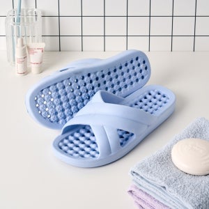 [모던하우스] 크로스 EVA 파스텔 욕실화 270MM SKY BLUE