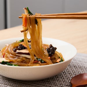 한우물 한끼 든든 간편 잡채 전자레인지용 300g 2개