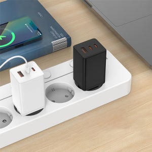 65W 초고속 충전기 C타입 USB 3포트 슬림형 카메라 맥북 아이폰 갤럭시 전용
