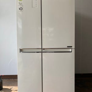 821리터 중고냉장고 양문형 엘지전자 2018 인버터 화이트 매직스페이스 갓성비