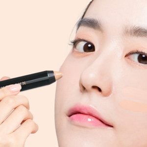 기미컨실러 컨실러펜슬 눈밑 다크서클 기미커버 스틱 흉터