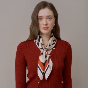 [엘르] 아네스 실크 미니 정사각 쁘띠 스카프 SE521S306