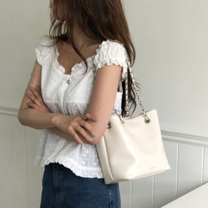 마르헨제이 NEW 지젤백 체인숄더백 여성가방 비건레더 데일리백