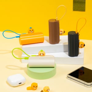 [SET] 카카오프렌즈/니니즈 볼캡 도킹형 20W 고속충전 보조배터리 5000mAh 1+1
