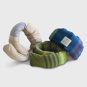 [여행 필수템] 메모리폼 여행용 목베개 & 허리베개 3색상 + 파우치가방