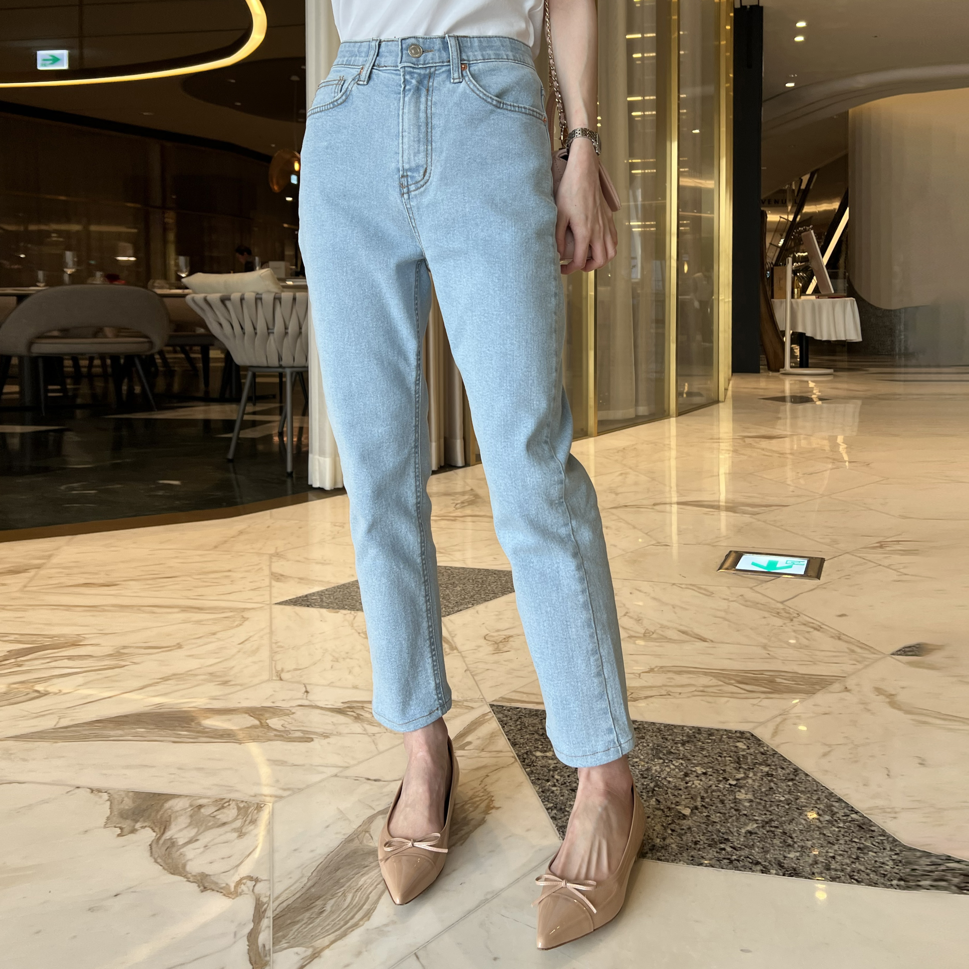 청바지 스파오 아이스블루 연청데님 스판 슬림 일자 데님바지