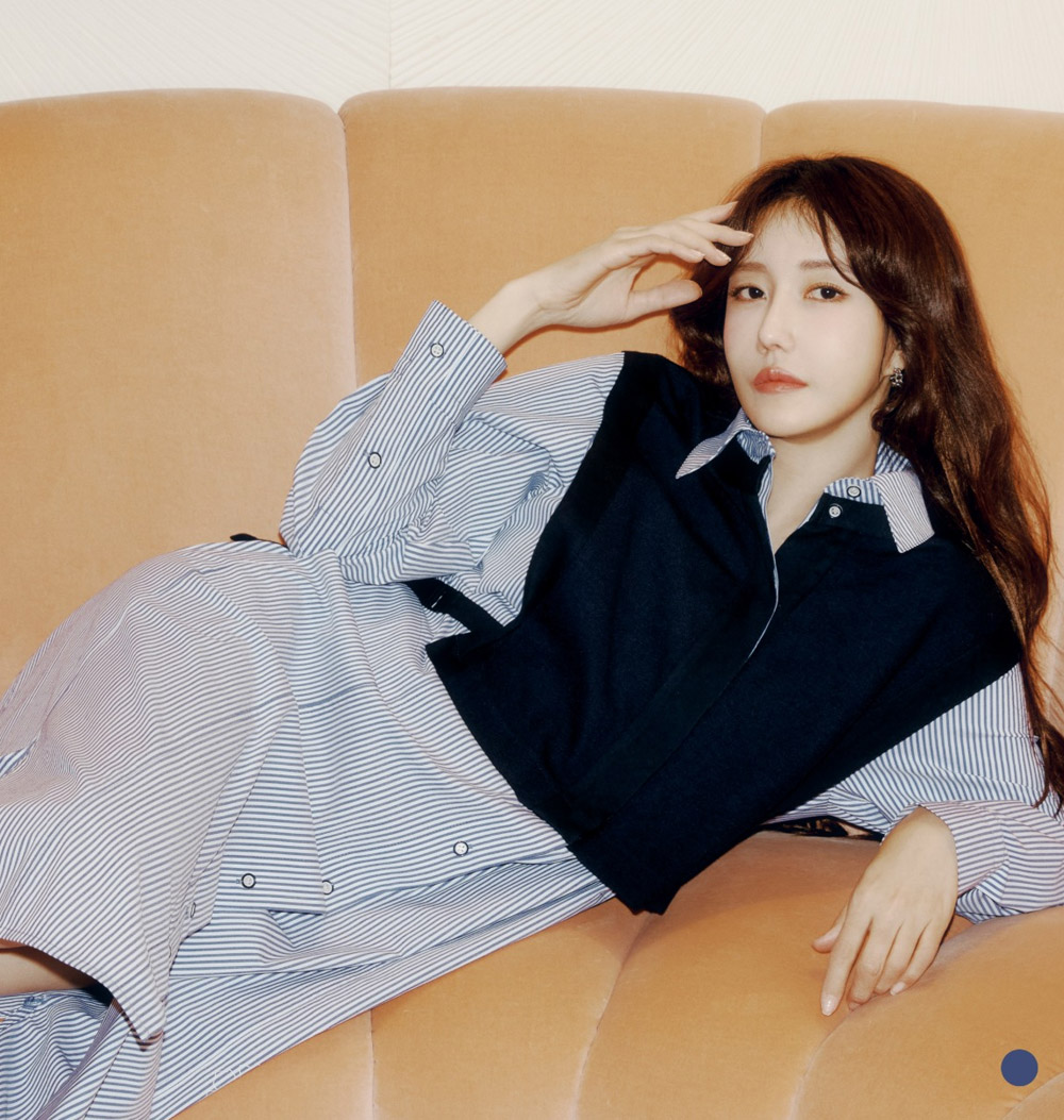 올리비아로렌 [봄특가] 이지아 배색 니트 베스트 스트라이프 셔츠원피스